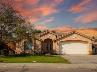 2914 Tar Springs Ave, Bakersfield, CA 93313