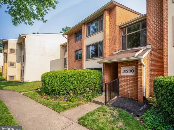 10200 Bushman Dr APT 114, Oakton, VA 22124