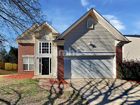 3 Joggins Dr, Simpsonville, SC 29681