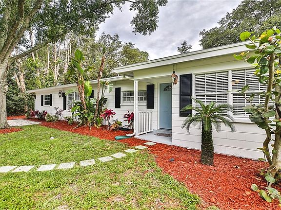 2nd image of 2549 Lake Ellen Dr