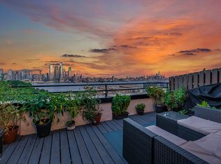 530 Gregory Ave #CPH3, Weehawken, NJ 07086