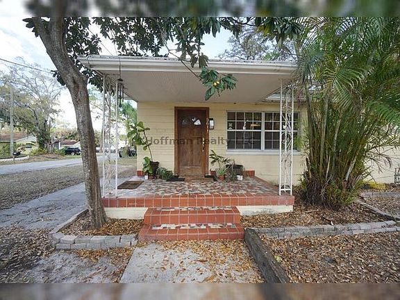 3rd image of 5611 N McKay Ave