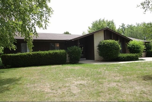 1st image of 9072 N Bethanne Dr