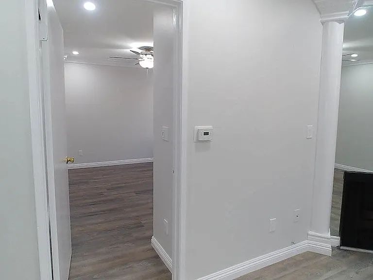 14242 Roscoe Blvd — Photo 37