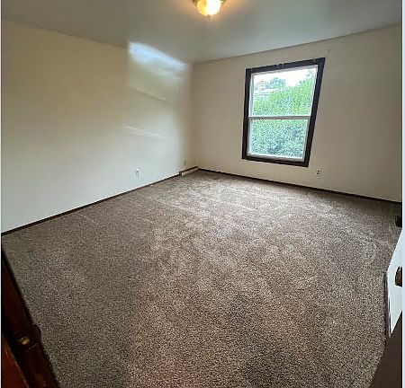 5th image of 556 Spinnaker Ln #550