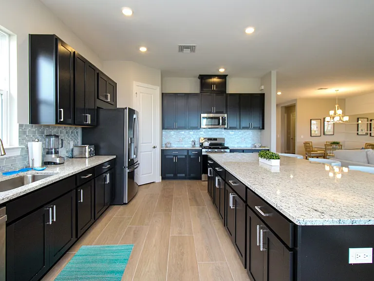15765 Cortina St — Photo 31