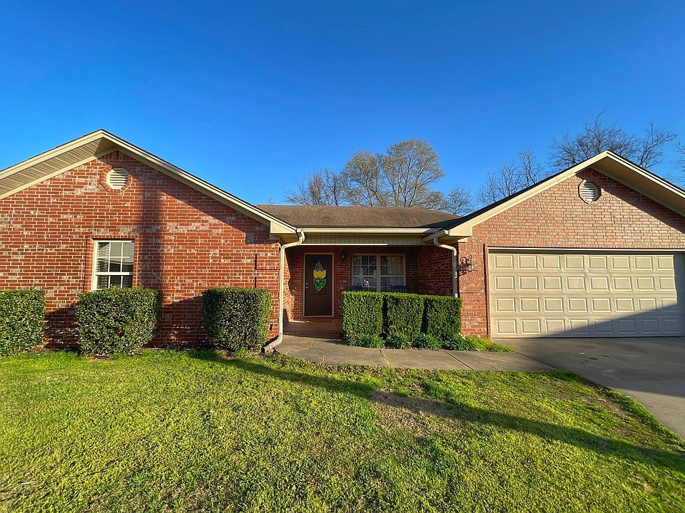 1st image of 14 Sparrow Ct