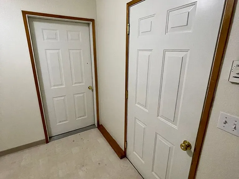 5631 N Hills Dr — Photo 35
