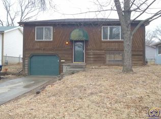 2524 SW Buchanan St, Topeka, KS 66611