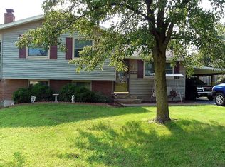 1545 River Bend Rd, Columbus, OH 43223