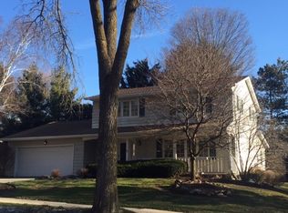 201 Shiloh Dr, Madison, WI 53705