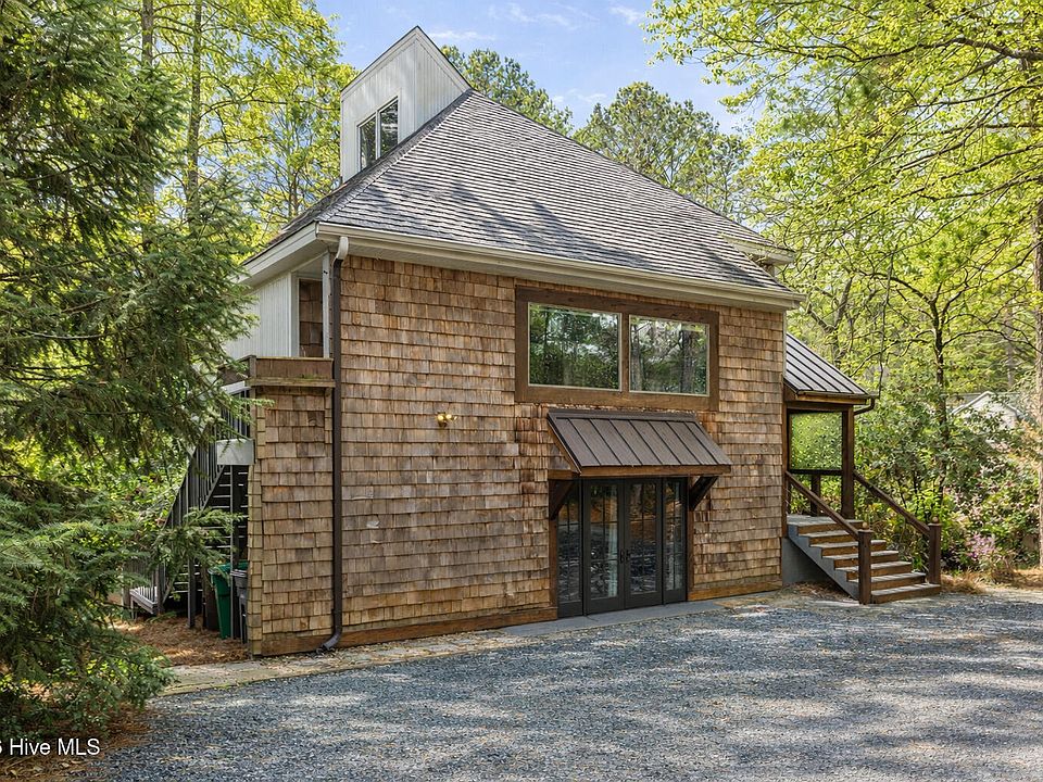 1st image of 350 Pine Vista Drive