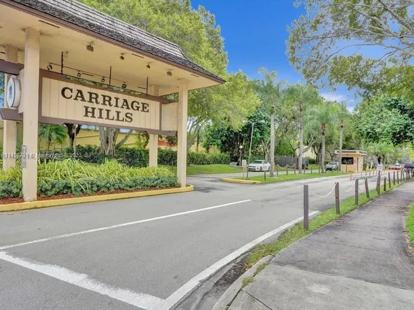100 Berkley Rd APT 202, Hollywood, FL 33024