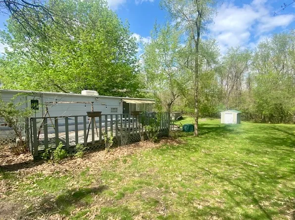 21/72 Woodhaven Dr E, Sublette, IL 61367