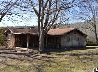 1540 Riverside Dr, Lenoir, NC 28645