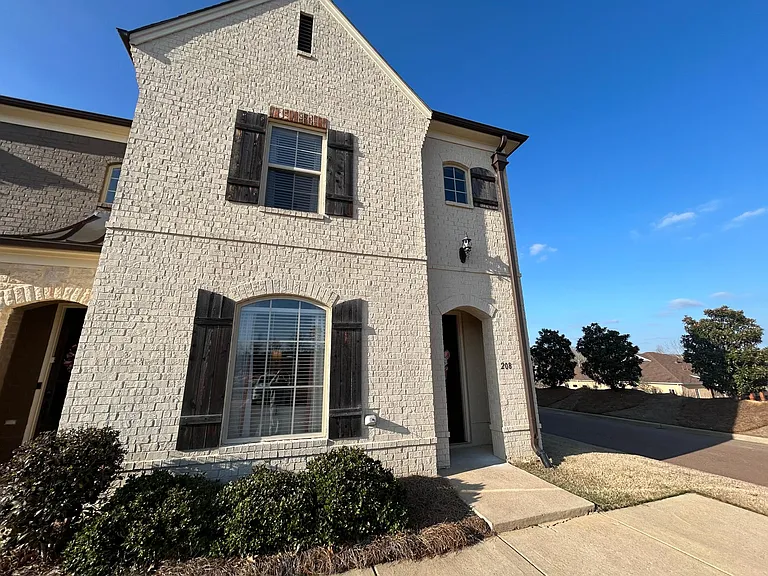 103 Farm View Dr #208 — Photo 14