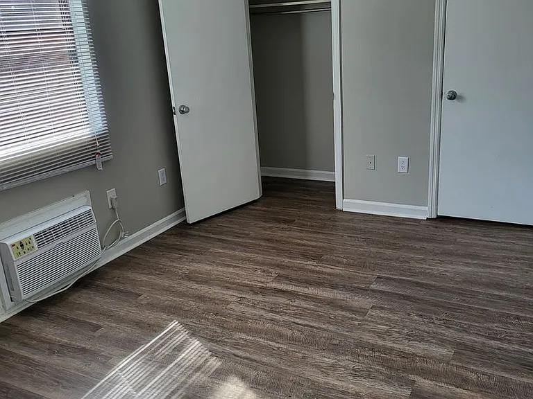 365 Gibson Ln — Photo 7