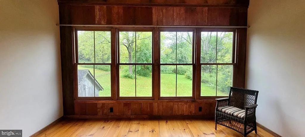 2 bed, 1.5 bath, 1800 sqft, $3,200 — Photo 3
