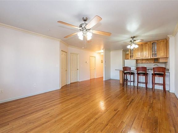 3rd image of 98 Gelston Ave APT 1