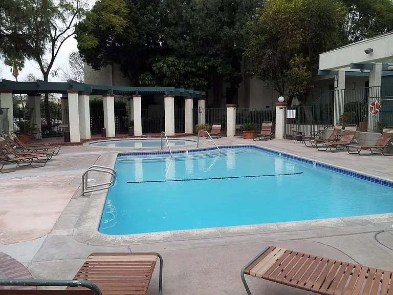 5700 Etiwanda Ave #144 — Photo 13