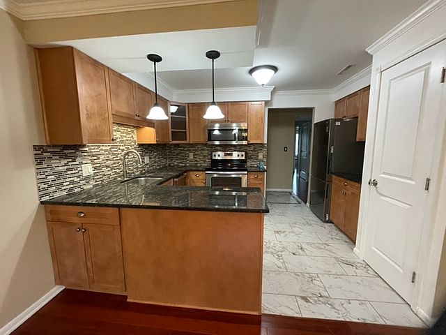 1st image of 39 Bee Hunter Ct Unit D