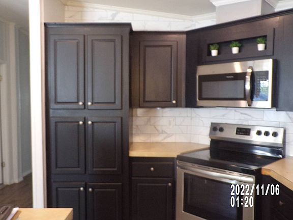 3rd image of 9039 Elliot Dr #245