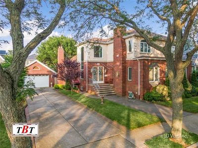 448 Beach 144th St, Far Rockaway, NY, 11694