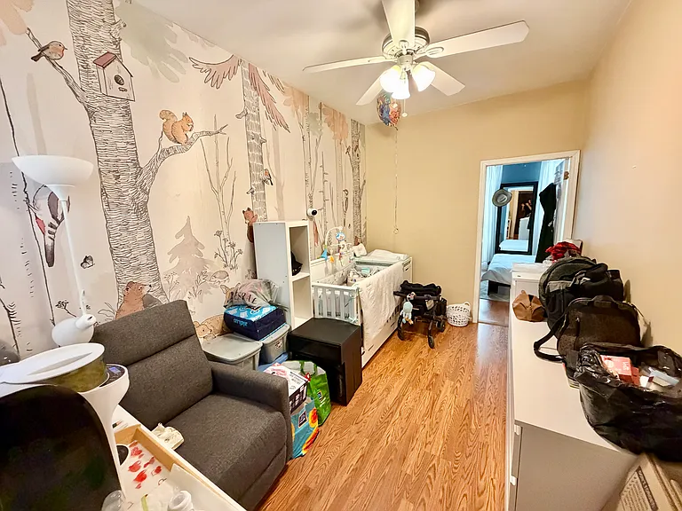 1027 Seneca Ave #2 — Photo 9