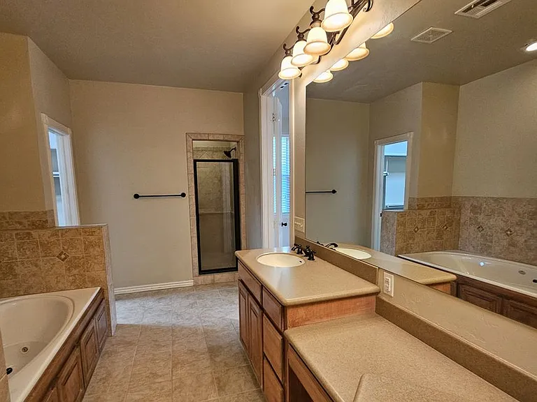120 Napoli Ct — Photo 18