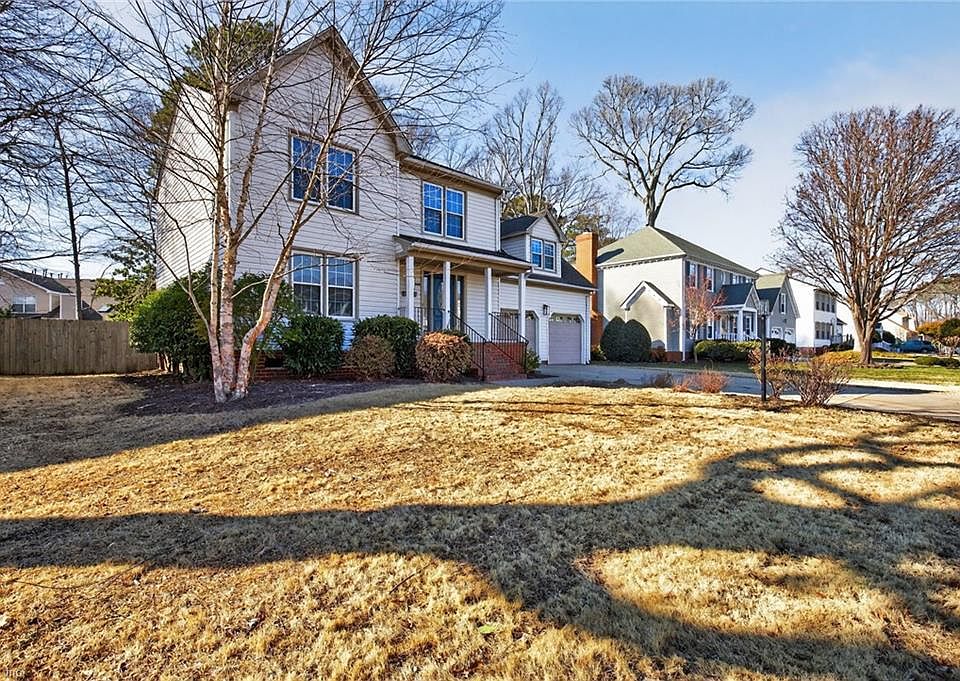 1st image of 1528 Plantation Lakes Cir