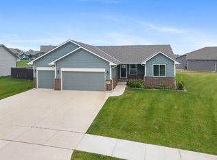 801 Bellows St, Derby, KS 67037