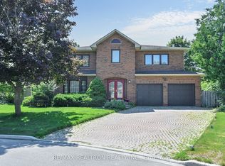 12 Greenbriar Ct, Aurora, ON L4G 5X6