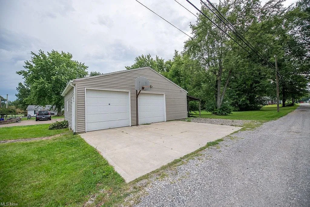 3 bed, 1044 sqft, $800 — Photo 2
