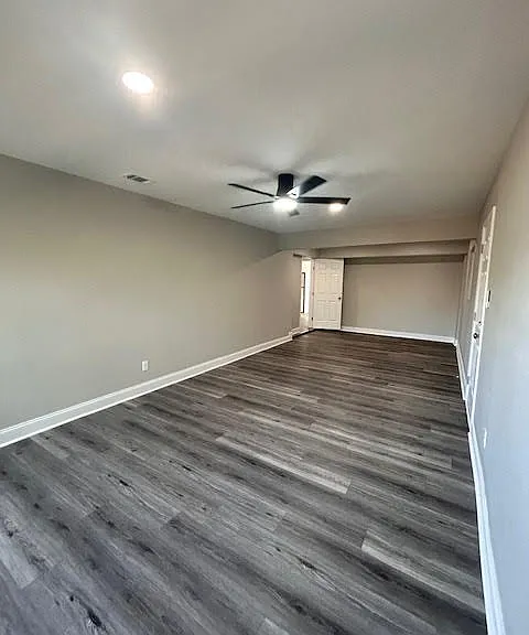 2712 Broadway St — Photo 11