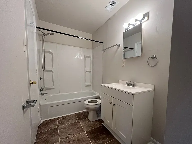 840 Hardy Rd #826 — Photo 6