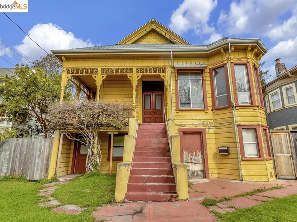 1633 Harmon St, Berkeley, CA 94703