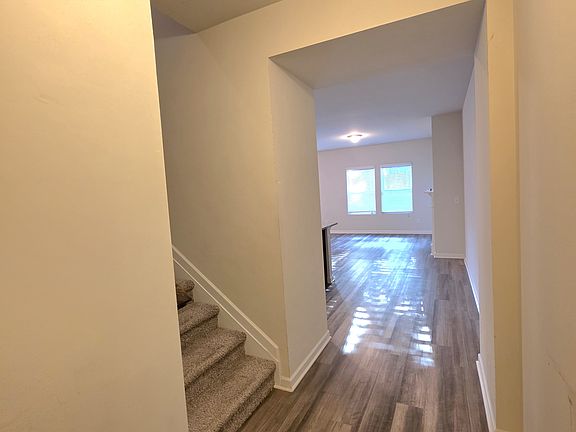 3rd image of 1154 Chestnut Bluff Run