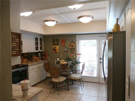 2nd image of 237 E Hornbeam Dr