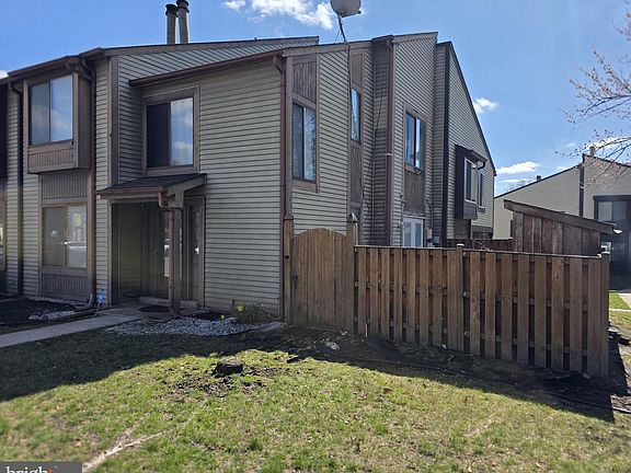 2nd image of 7103 Split Rail Ln