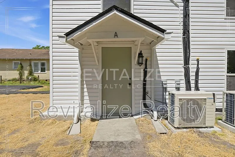 2 bed, 1.0 bath, 700 sqft, $875 — Photo 3