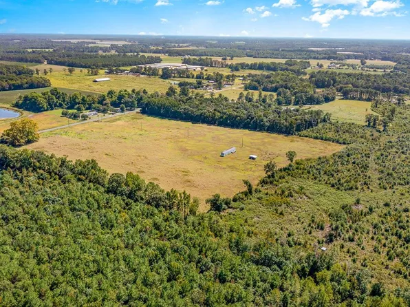 2731 The Ave, Clinton, NC 28328