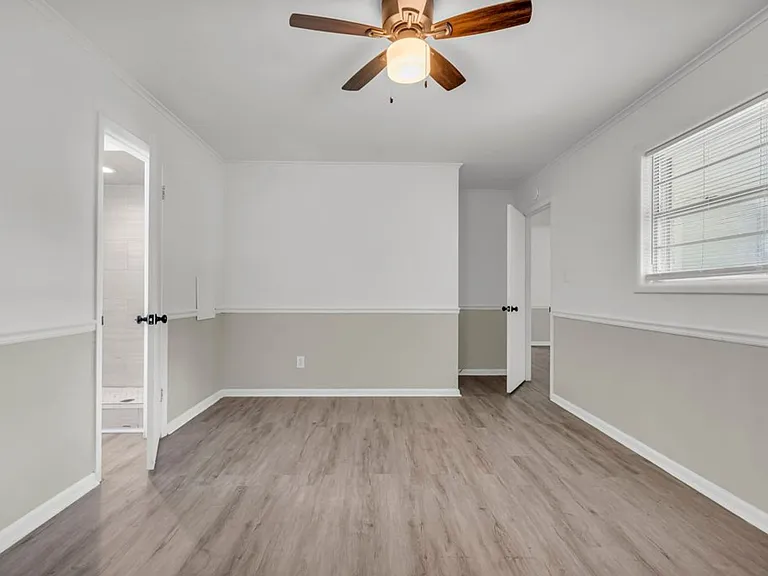 207 Hancock St — Photo 9