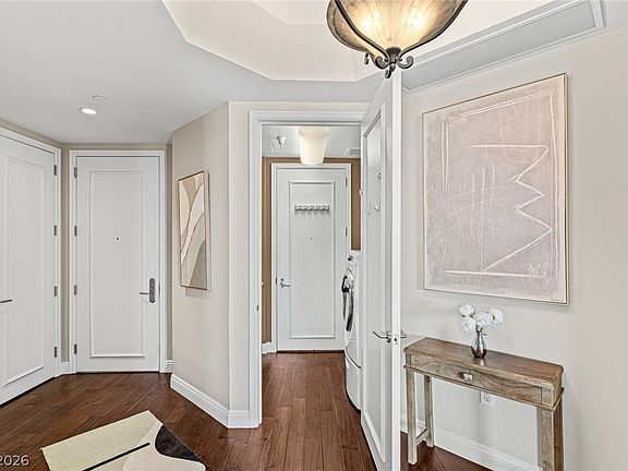 4th image of 2777 Paradise Rd Unit 3503