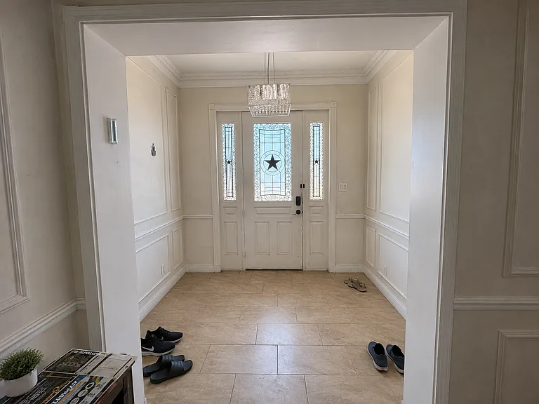 722 E Sierra Vista Dr — Photo 3