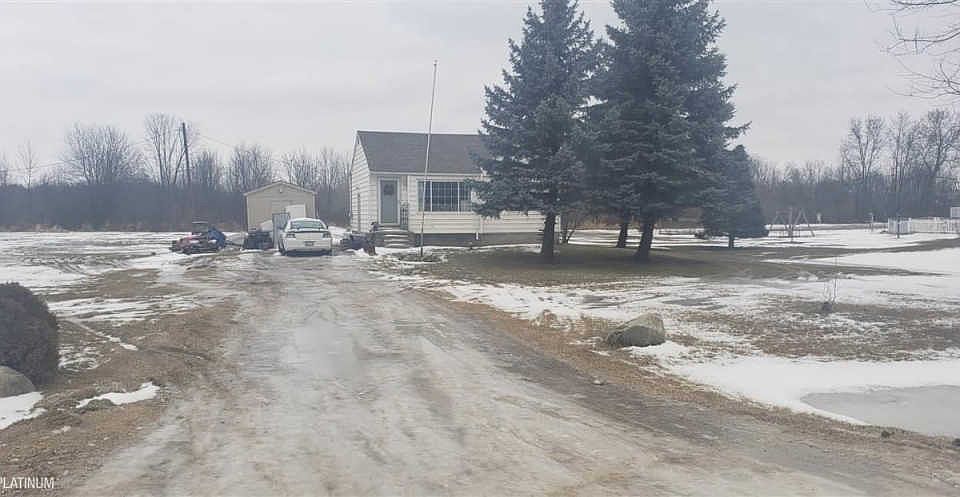 2nd image of 11152 Dunn
