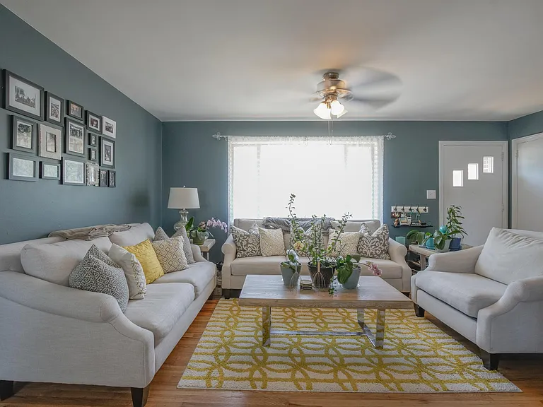 6811 Floyd Ave — Photo 6