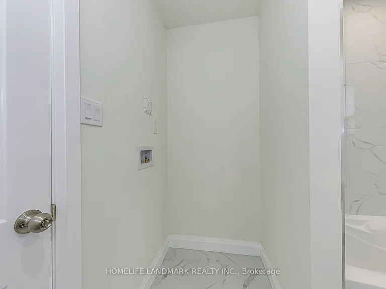 451 Sandmere Pl — Photo 26