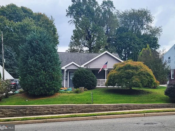 339 Sugartown Rd, Wayne, PA 19087