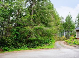 151 E Eastwood Ln, Union, WA 98592