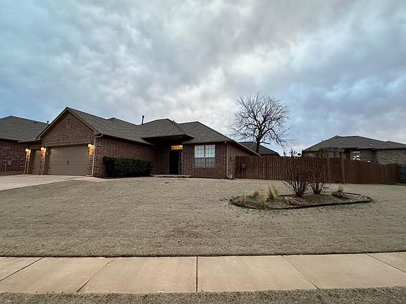 3rd image of 2616 Green Canyon Dr